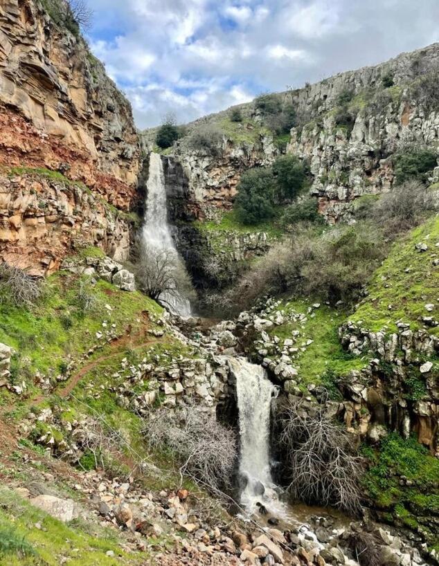 Luxury Caravan Truck In The Golan Heights Bruchim Qela' Alon ภายนอก รูปภาพ